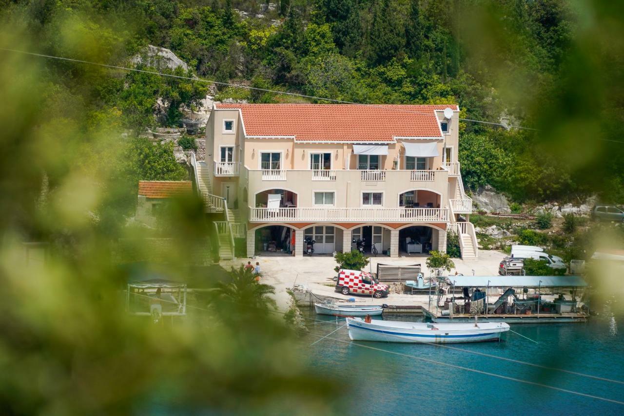 Apartmani Ponta Ston Exterior photo