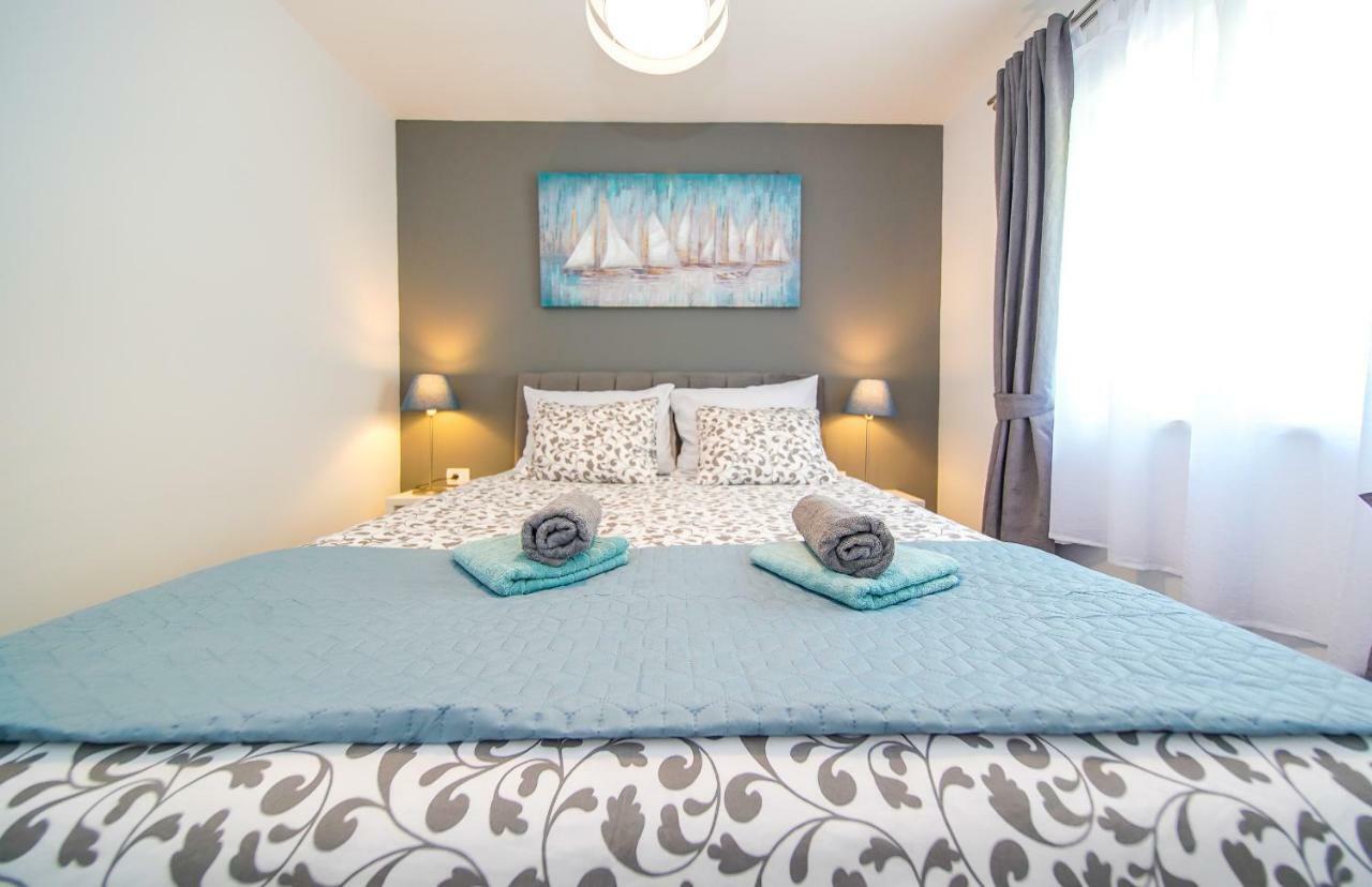 Apartmani Ponta Ston Exterior photo